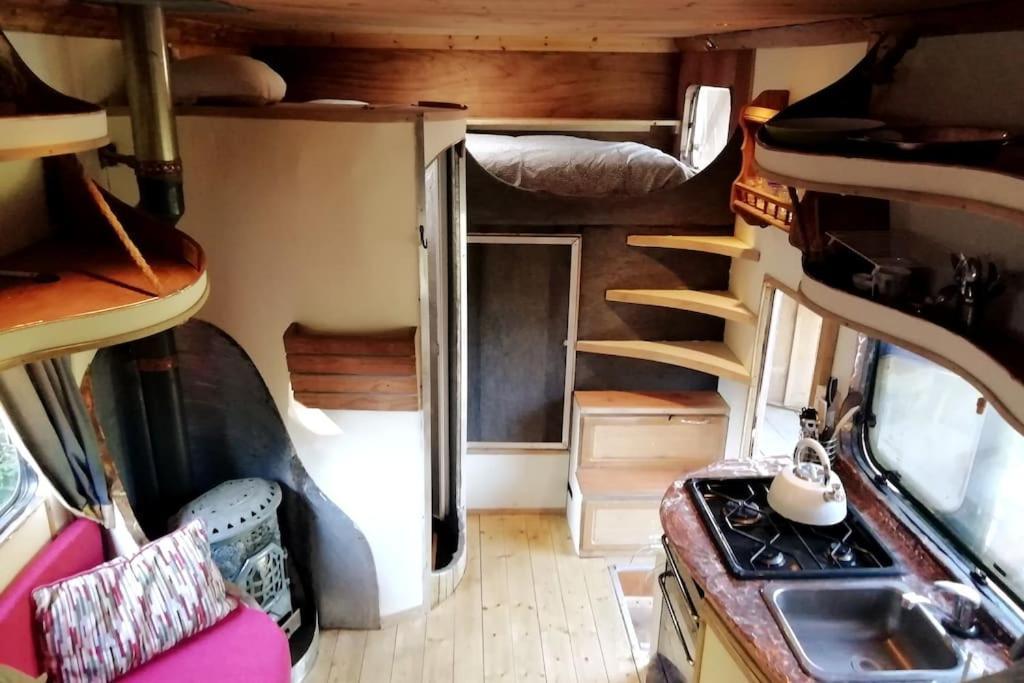 Truck & Pod Creative Nature Retreat. Bantry Esterno foto